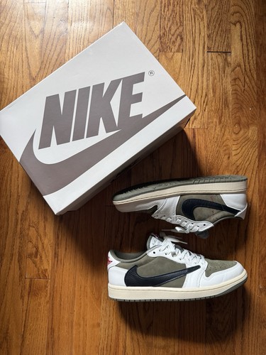 Travis scott medium olive air - travis,