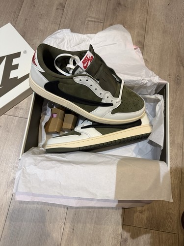 Taglia travis scott - uk,